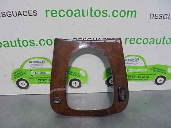 Gear shifter trim