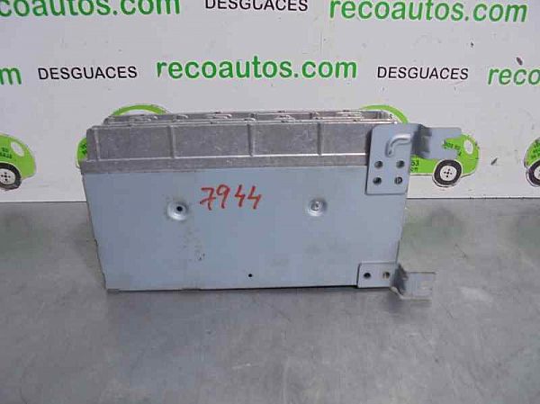 Antennenverstärker SAAB 9-5 Estate (YS3E)