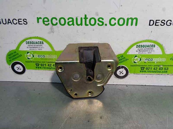 Sliding door contact joint