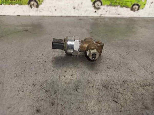 Brake power pressure regulator