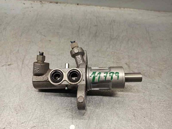 Hauptbremszylinder CHEVROLET CRUZE Hatchback (J305)