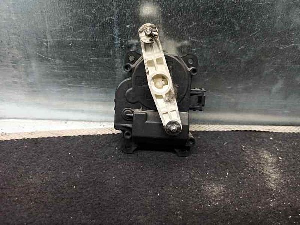Heater blower fan relay