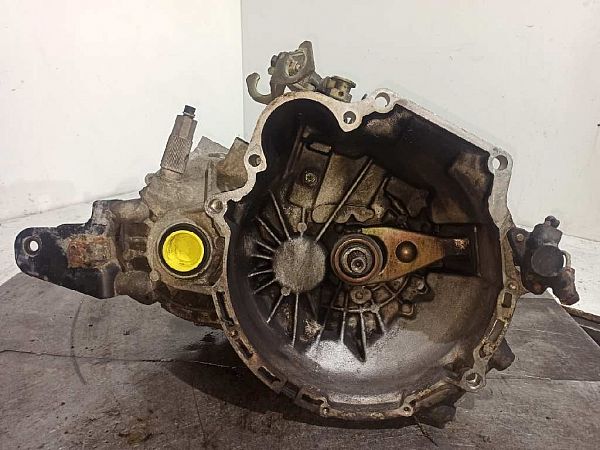 Versnellingsbak handgeschakeld HYUNDAI ACCENT I (X-3)