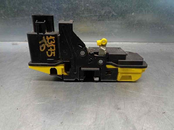 Door lock VOLVO XC90 I (275)