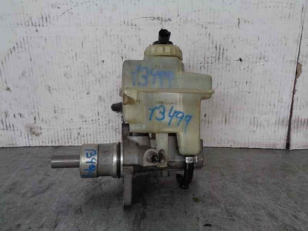 Master brake cylinder