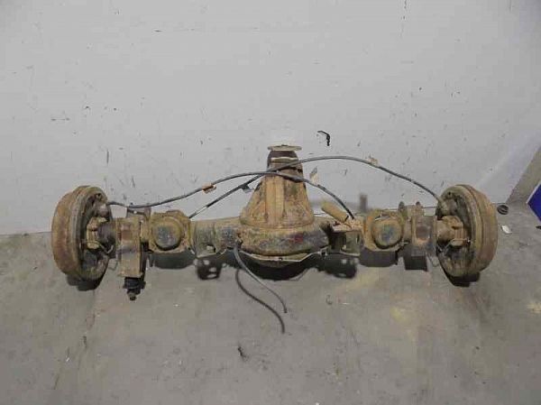 Rear axle beam with reducer