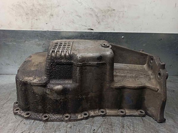 Oil pan