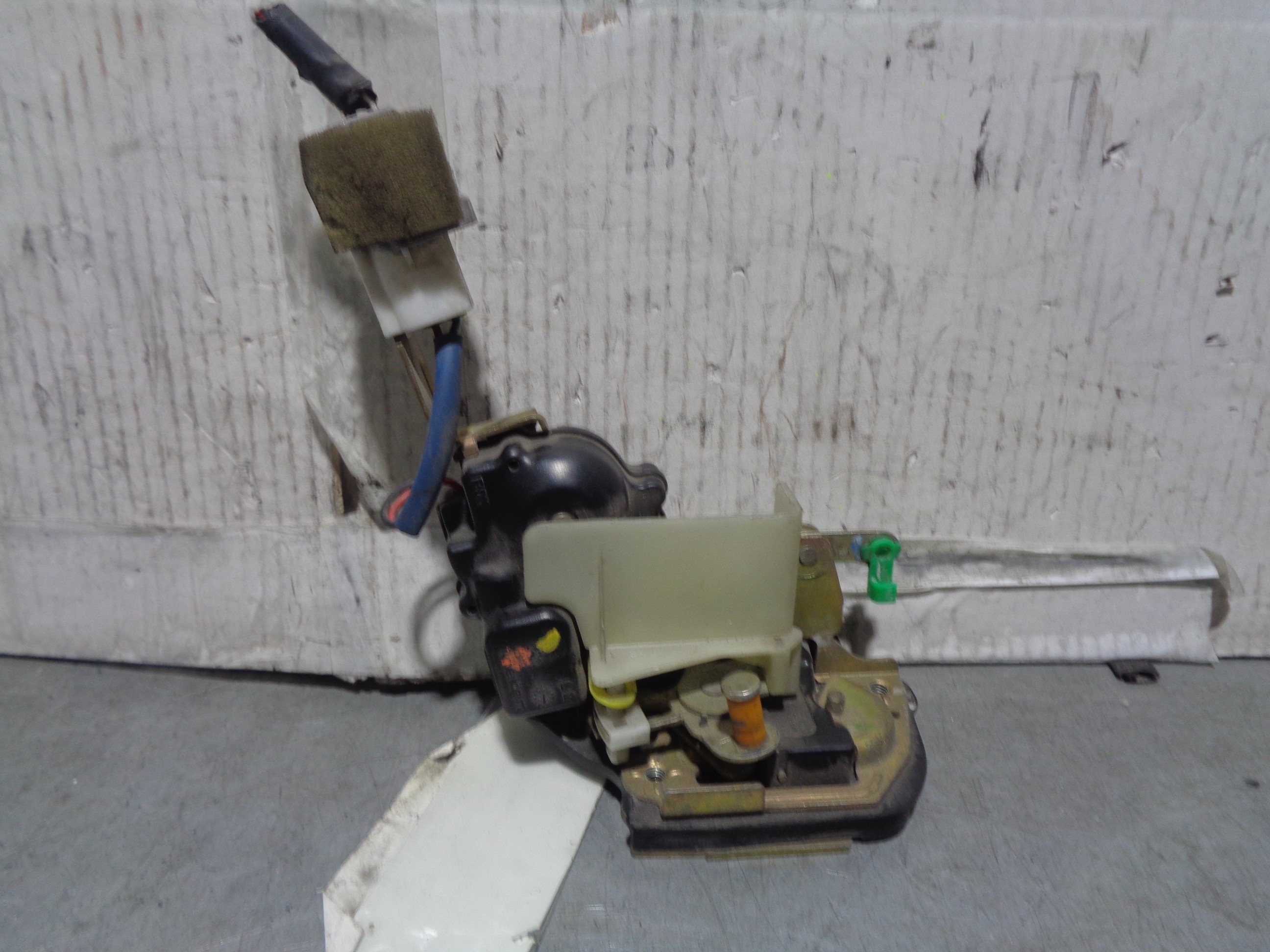 Türschloss TOYOTA CARINA E Saloon (_T19_)