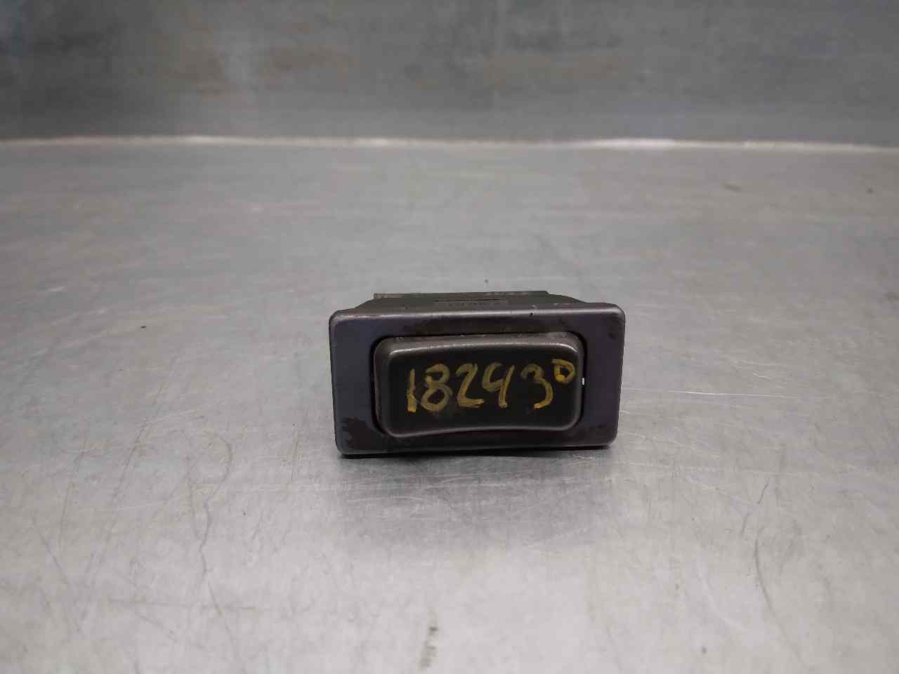 Fensterheberschalter RENAULT FUEGO (136_)