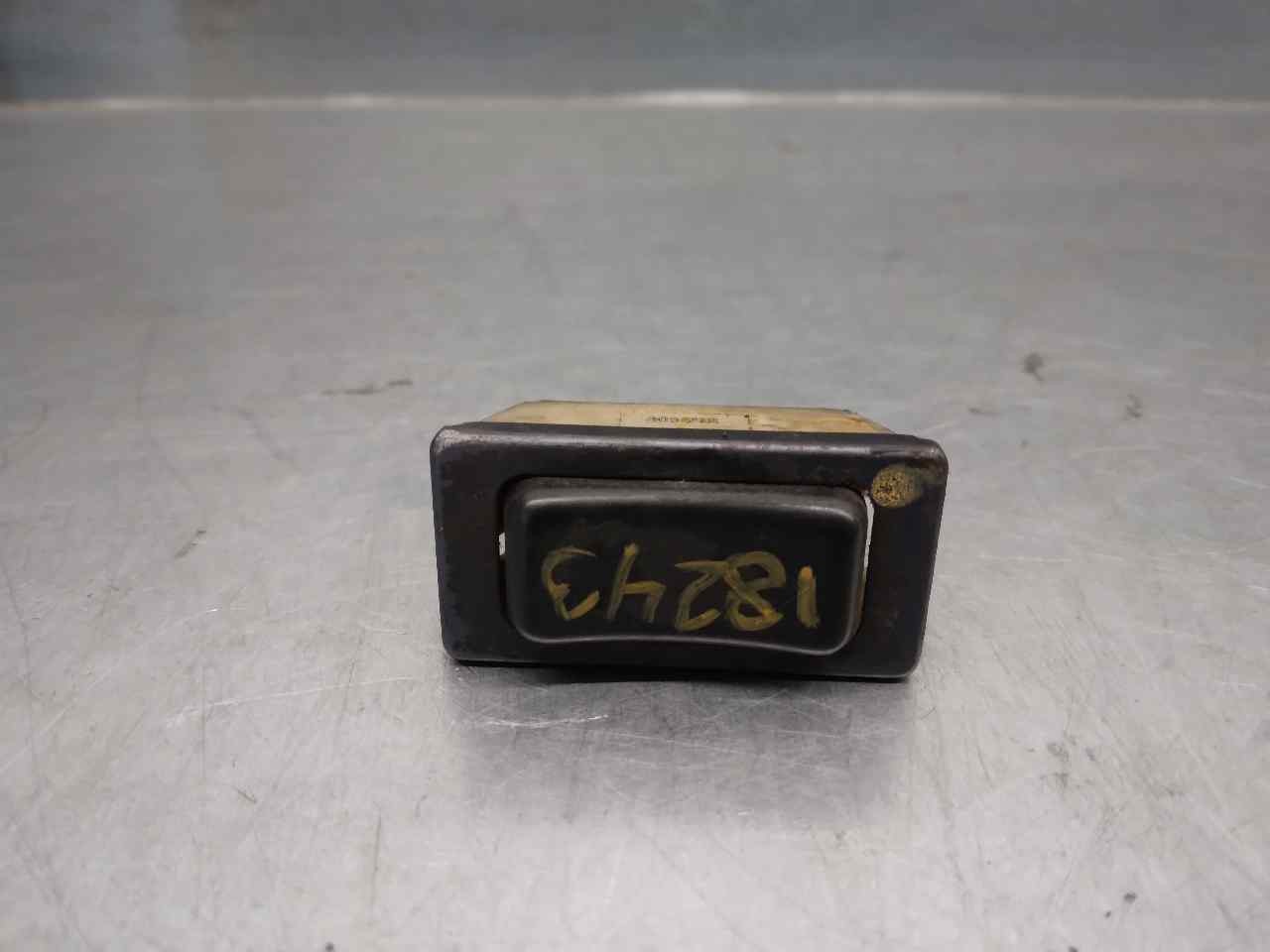 Fensterheberschalter RENAULT FUEGO (136_)