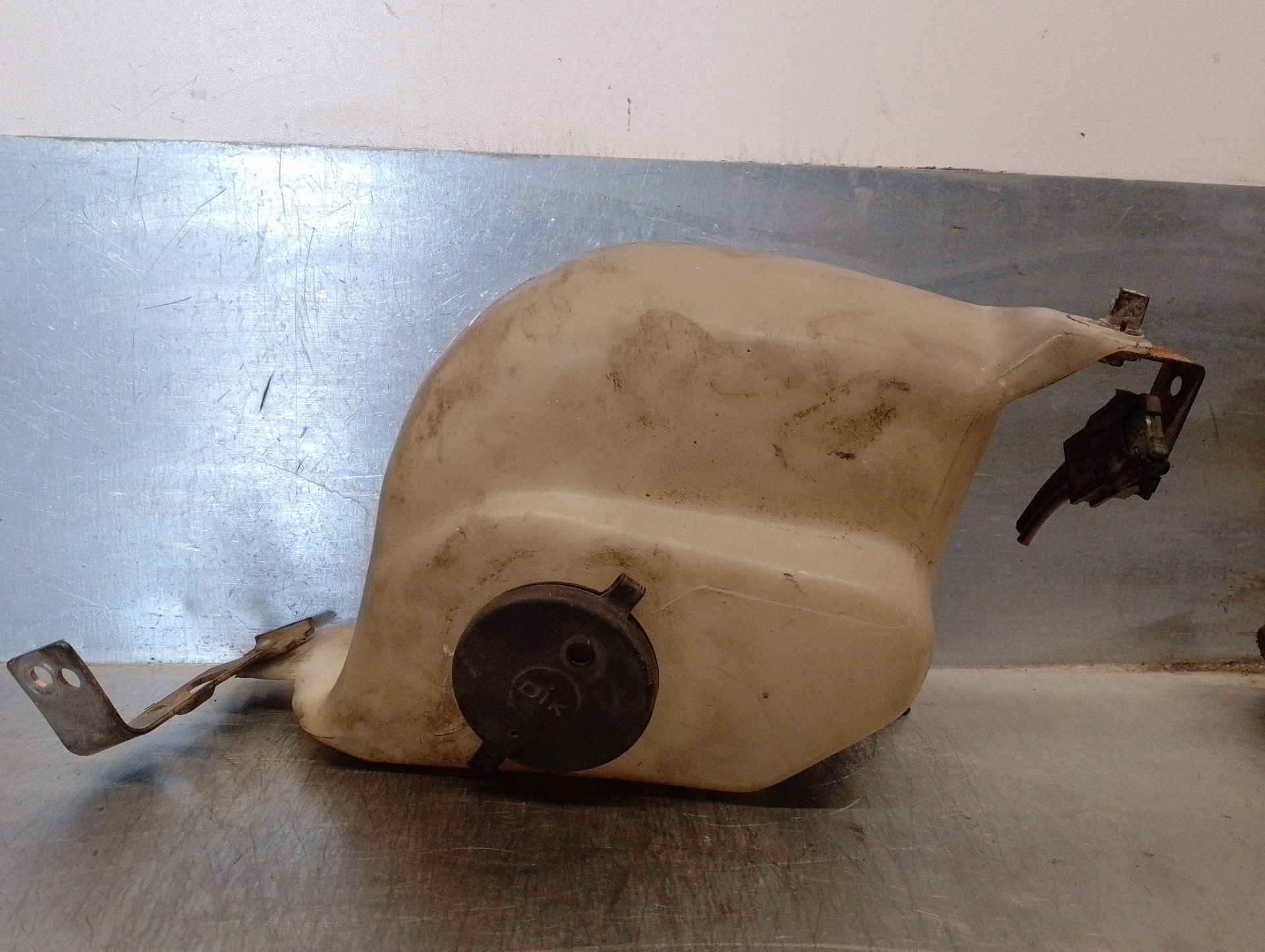 Wischwaschbehälter PEUGEOT 309   (10C, 10A)