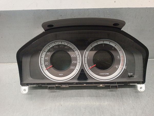 Instrument cluster VOLVO V60 I (155)