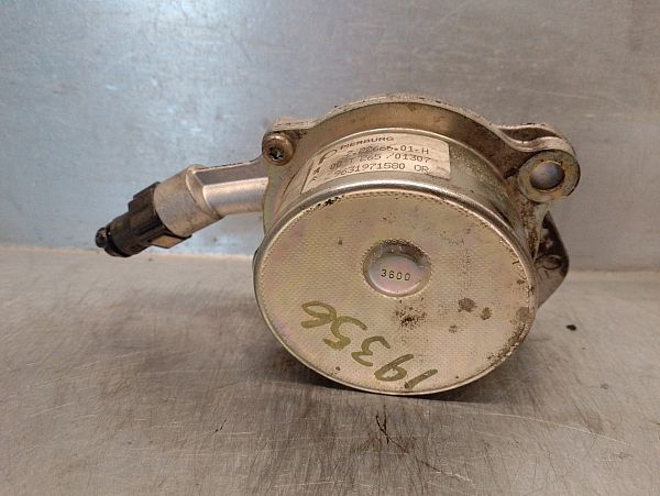 Vacuum pump