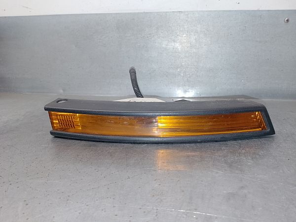 Mirror indicator light