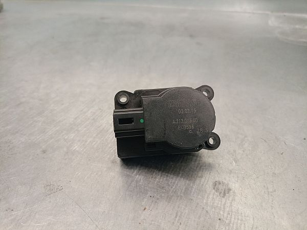 16-097-051-80: Heater Vent Flap Control Motor, Heat - regulator