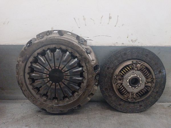 Sprzęgło – zestaw TOYOTA COROLLA (_E12_)