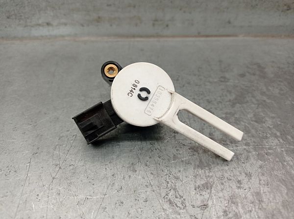 Brake pedal sensor switch