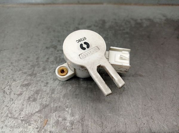 Clutch pedal sensor