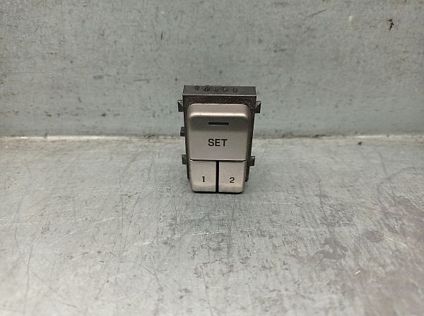 Seat memory switch