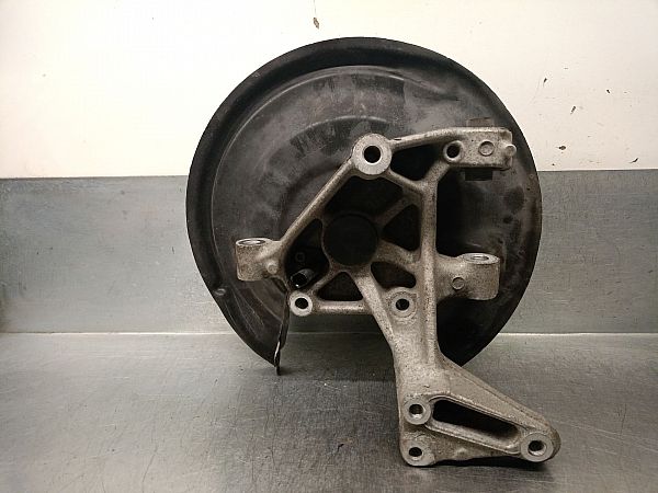Wheel hub spindle knuckle
