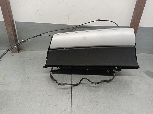 Glove box component