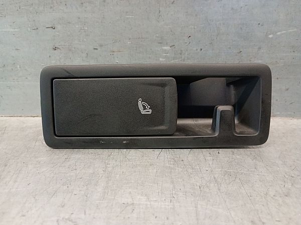 Seat backrest lever