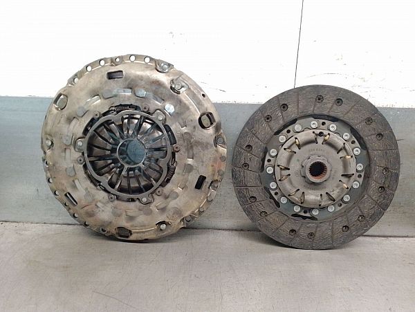 Kupplung kpl. SKODA SUPERB III (3V3)