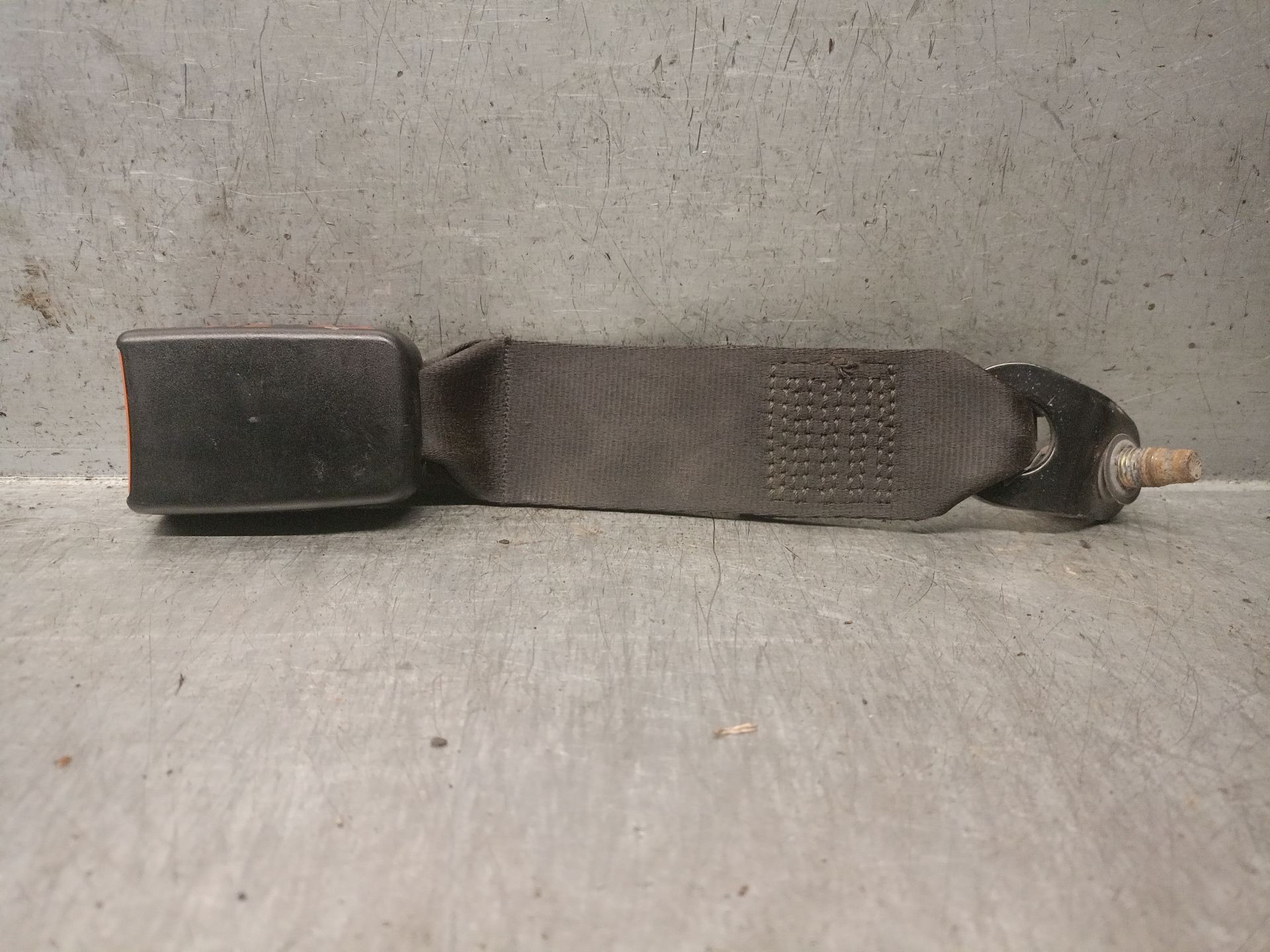 Sicherheitsgurtschloss FORD MAVERICK (UDS, UNS)