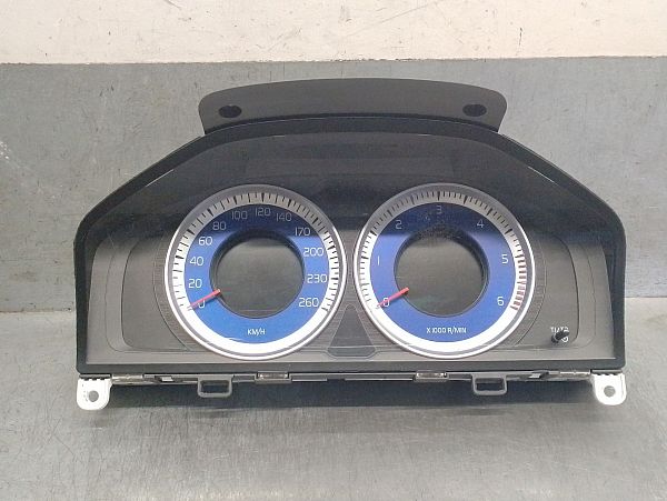 Instrument cluster VOLVO V60 I (155)