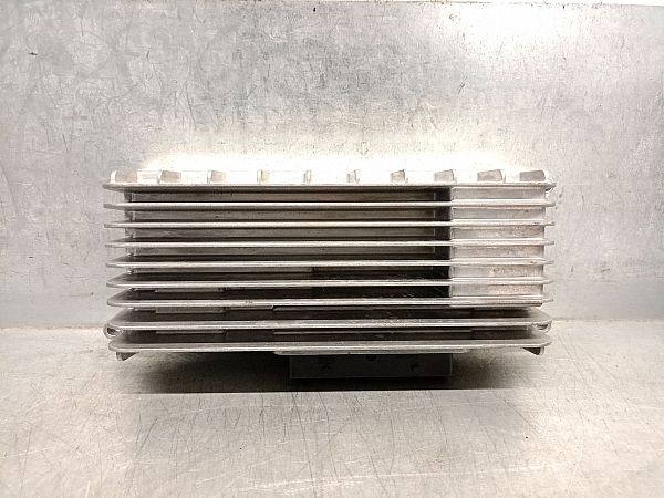 Sound amplifier