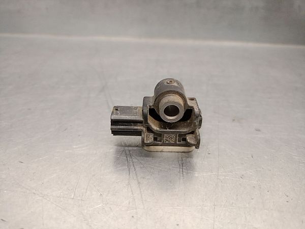 Diverse elek.Teile SUBARU OUTBACK (BS)