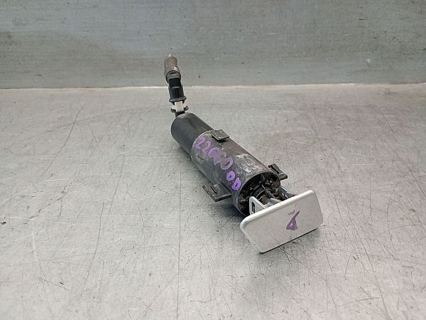 Headlight washer spray nozzle