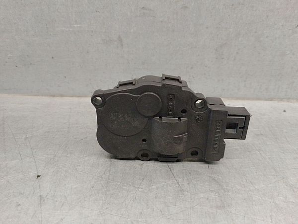 Interior heater climate box assembly housing
