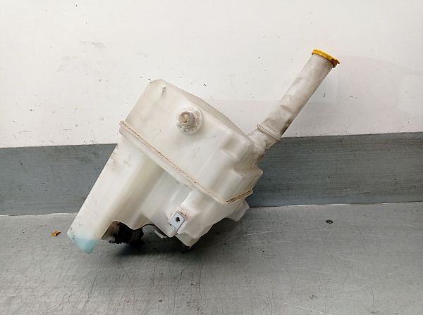 Windshield washer fluid tank