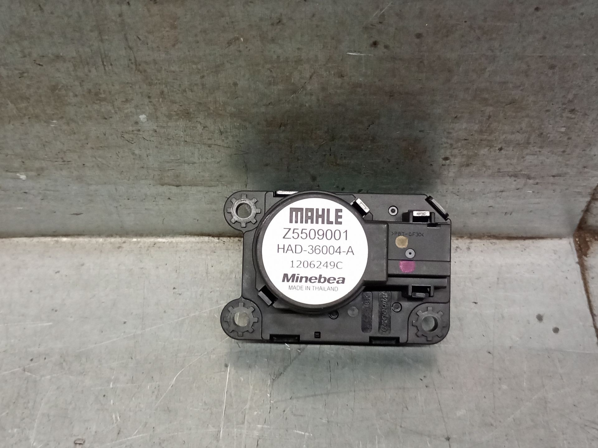 Motor zur Wärmeregulierung FIAT 600e / 600 (365_, 364_)