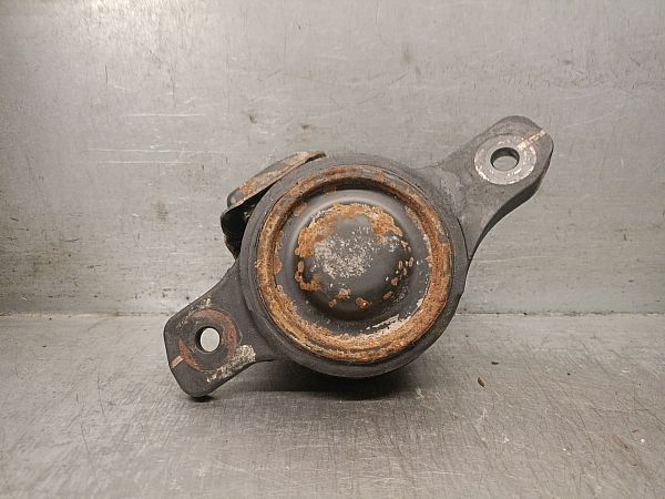 Engine mount bracket