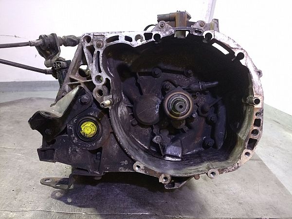 Schaltgetriebe NISSAN ALMERA Mk II (N16)