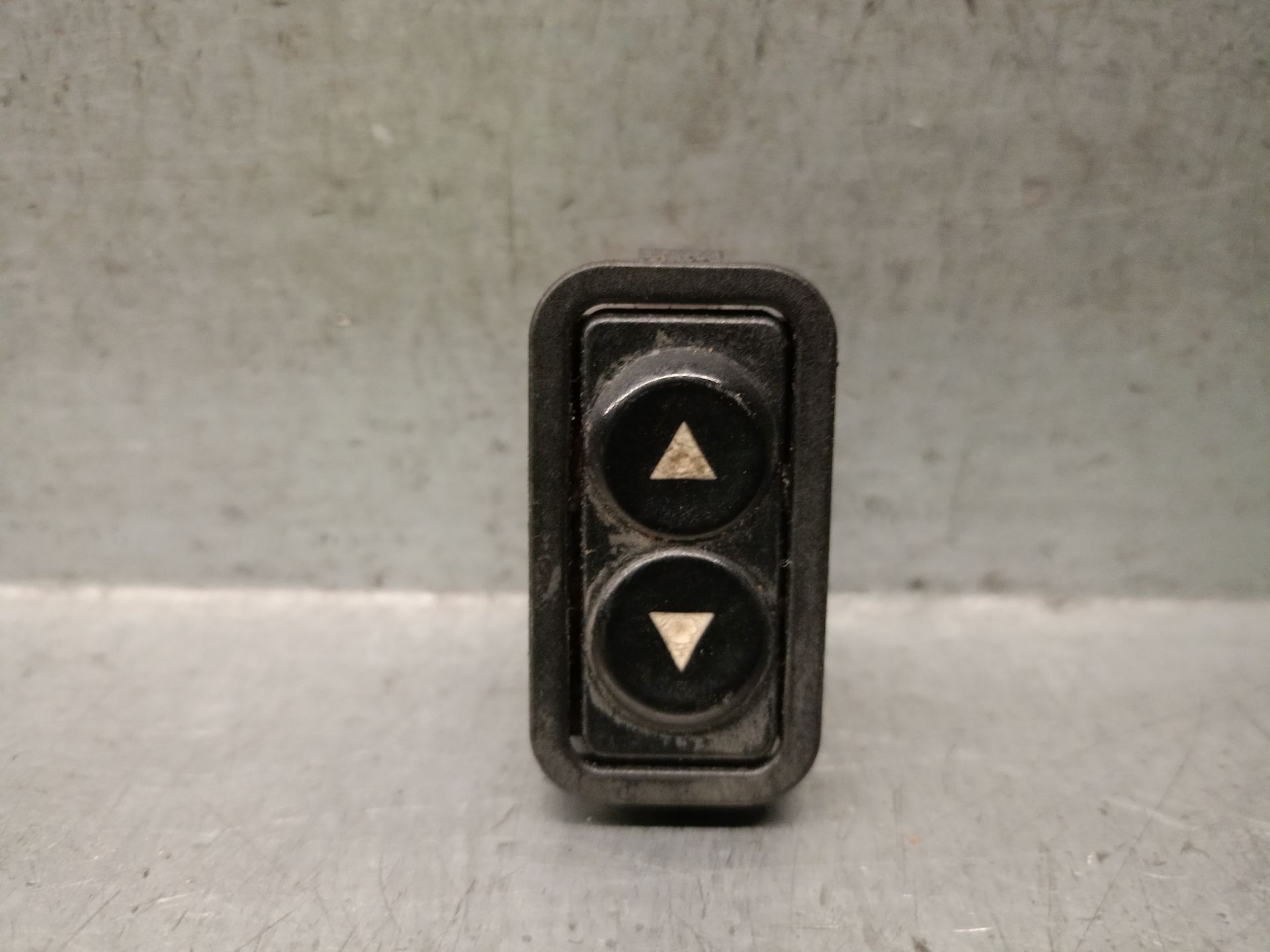 Fensterheberschalter FIAT COUPE (175_)