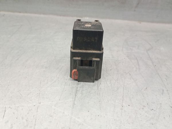 Diverse Relais CHRYSLER VOYAGER Mk III (RG, RS)