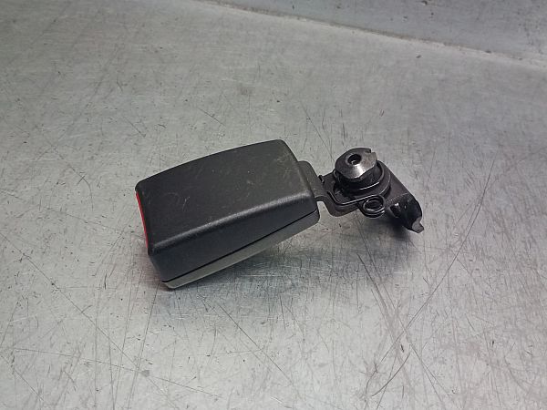 Seatbelt buckle