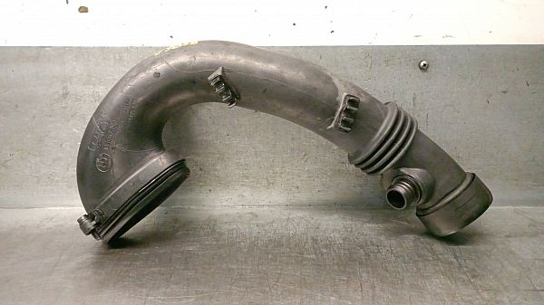 Turbo intake pipe