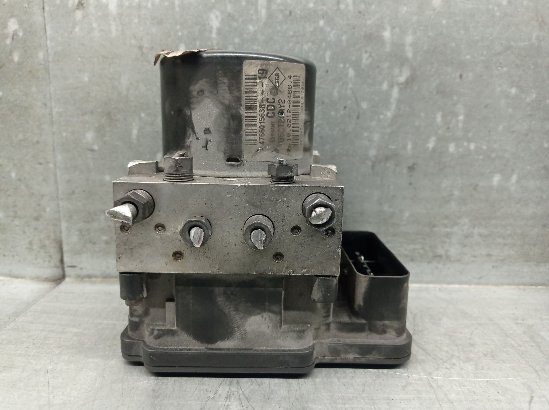 476601563R : ABS - pump - Autoparts24