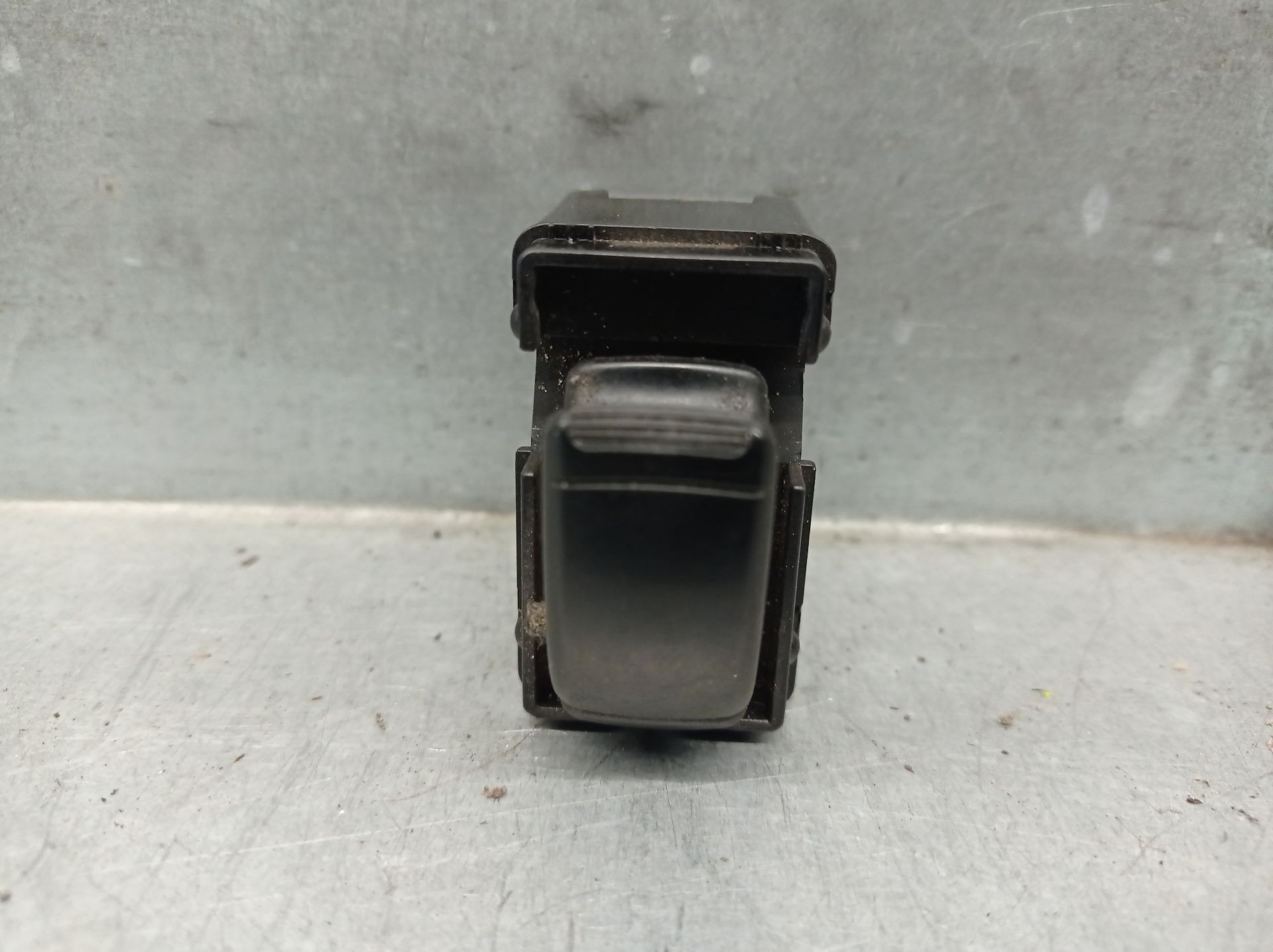 Fensterheberschalter DAEWOO LACETTI Hatchback (KLAN)