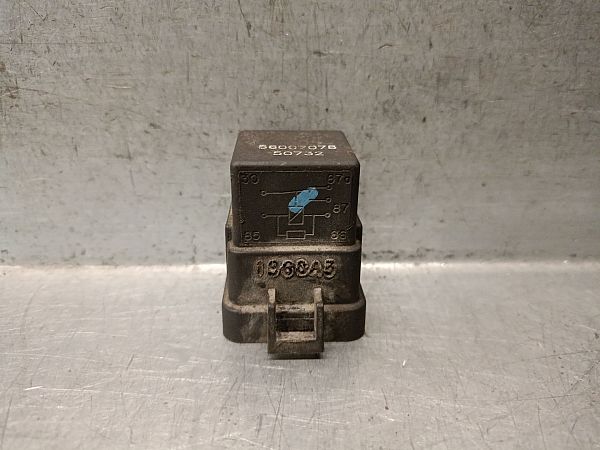 Diverse Relais CHRYSLER GRAND VOYAGER V (RT)