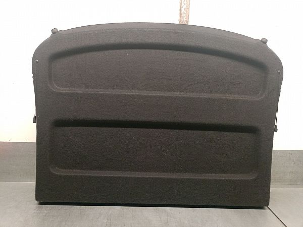 Parcel shelf