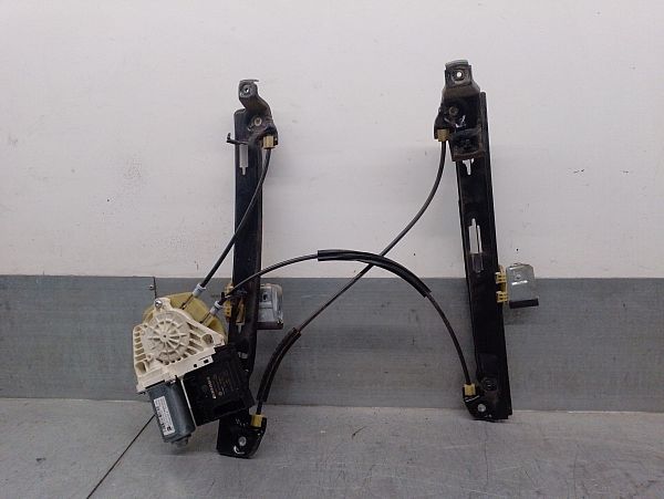 Window regulator SEAT LEON (1P1)