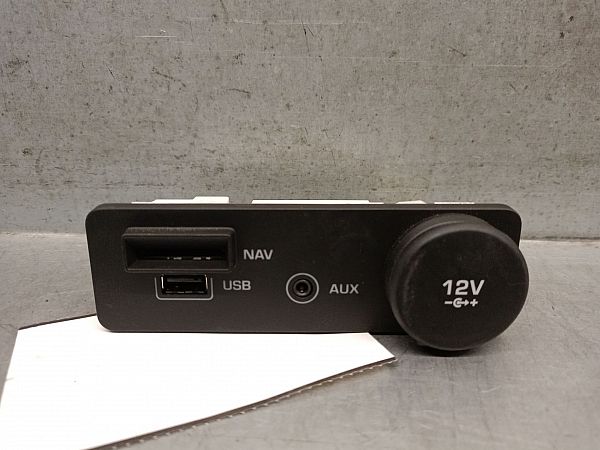USB socket connector