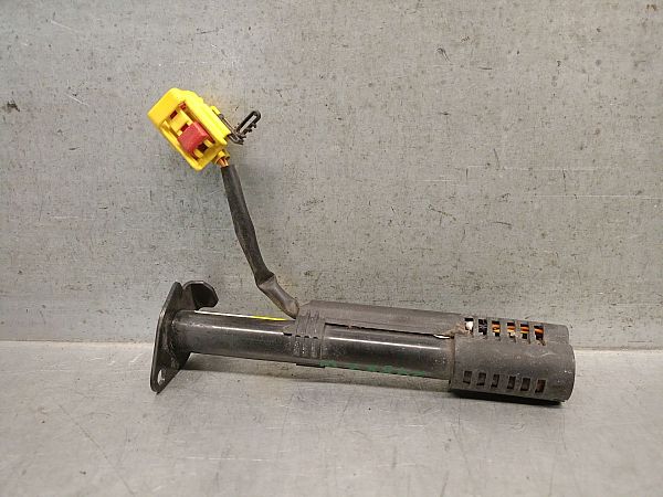 Actionneur airbag piéton capot