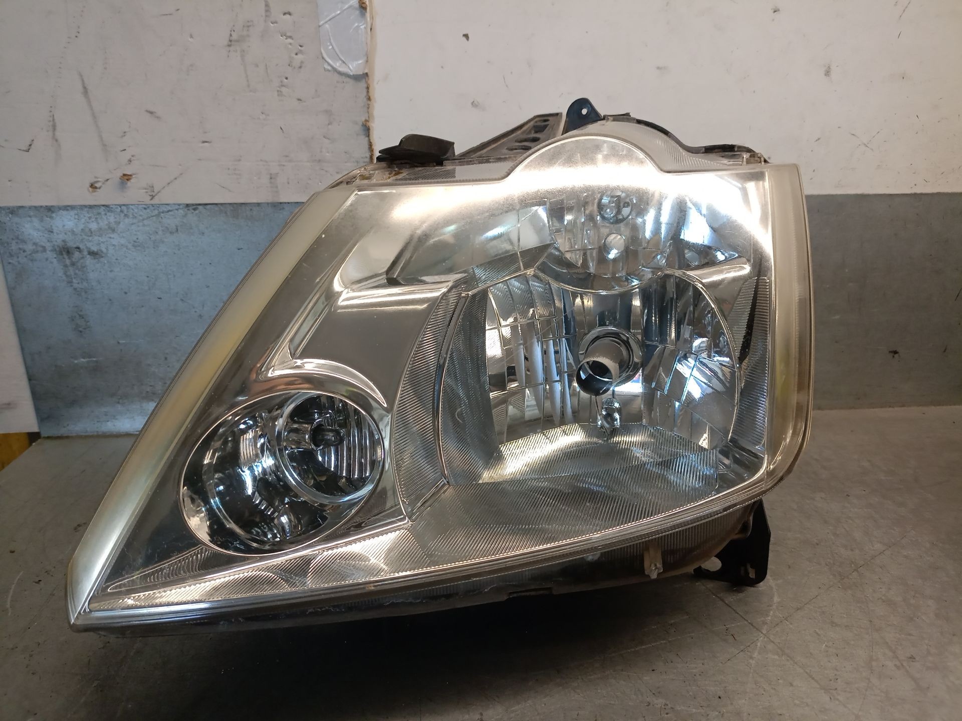 Optique Avant Droit (phare) Pour Renault Modus Phase 1 - 7701058175 - Occasion