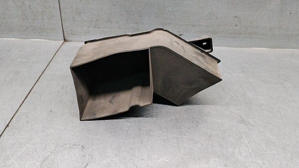 Intercooler air duct